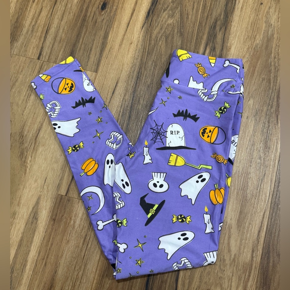 New! LuLaRoe Kids Leggings with Purple Halloween Print